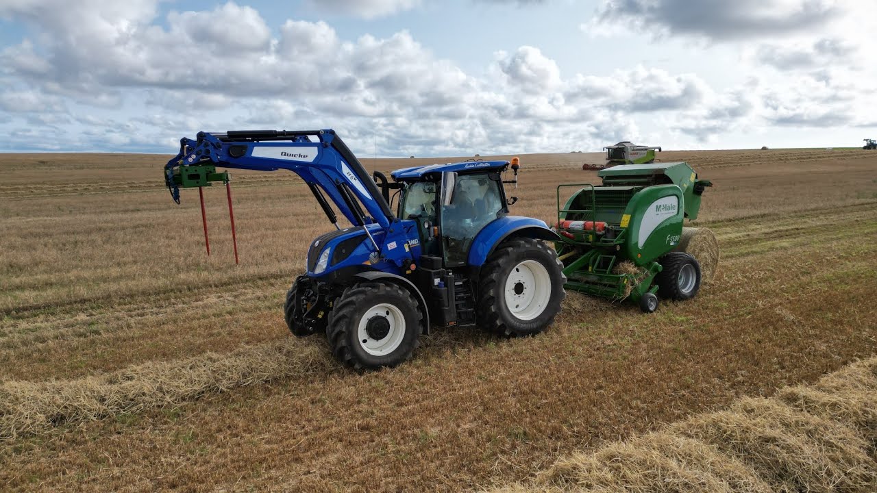 Baling Straw, Mchale f550 baler, New Holland T7.210, Kerkin Contractors.