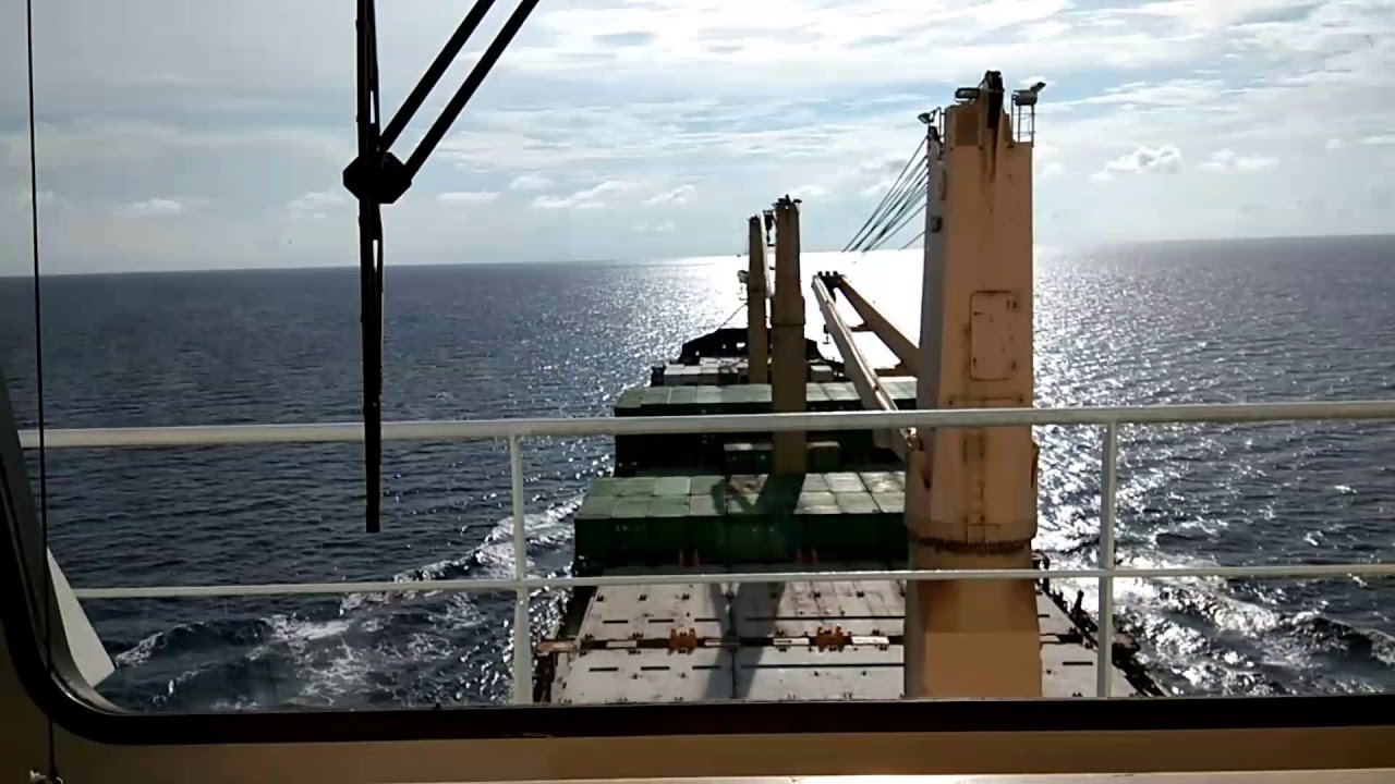 05.Cara mudah komonikasi dengan kapal lain.
