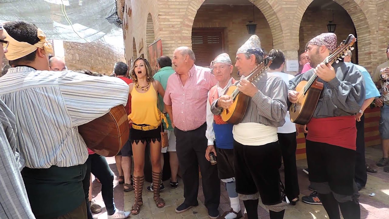 ARANCHA LABORDA,ISABEL TOLOSA Y SANTIAGO DOMINGUEZ. FUENDEJALÓN,12/7/2015.