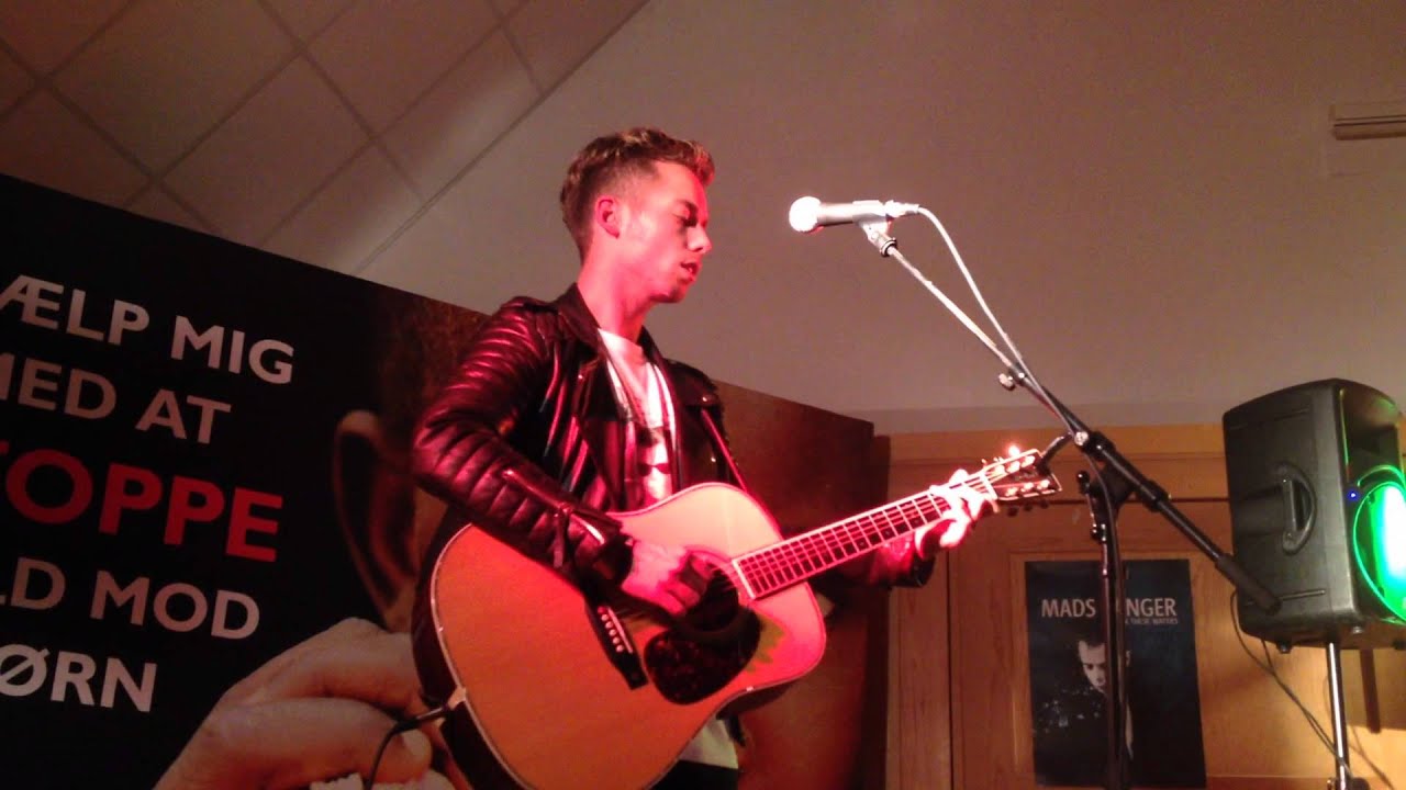 Mads Langer - Mellem Linjerne