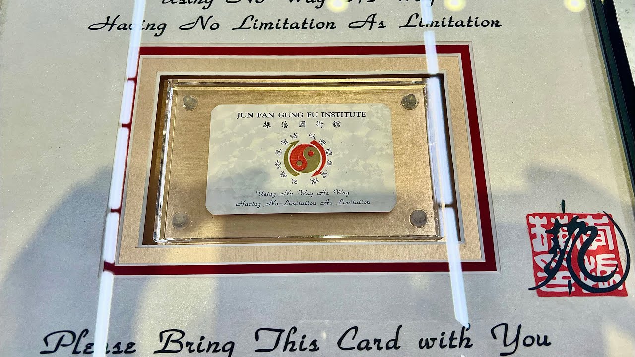 JUN FAN GUNG  FU INSTITUTE                             振     藩    國   術    館   Referral Card  framed