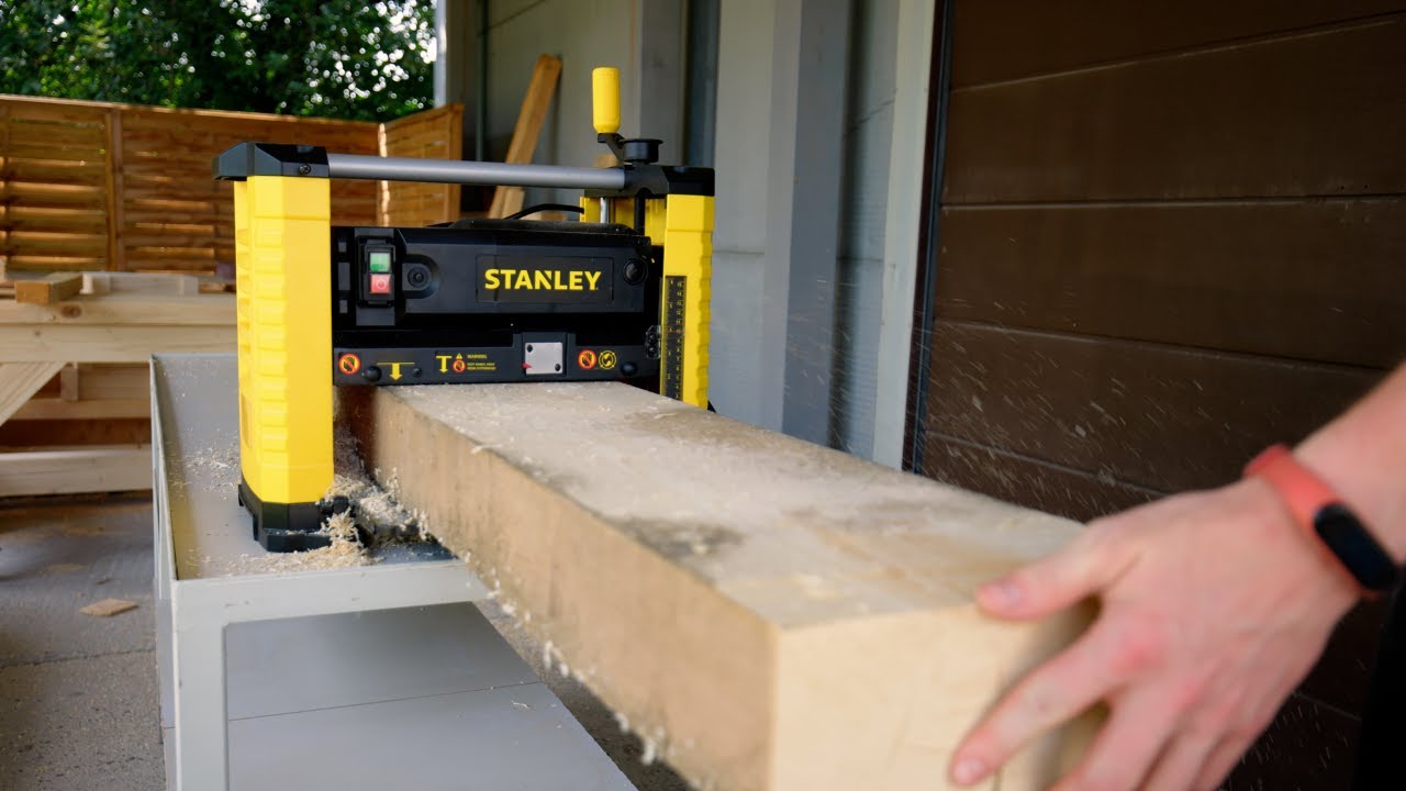 Stanley [STP18-QS] - Przenośna strugarka grubościowa do drewna 1800W