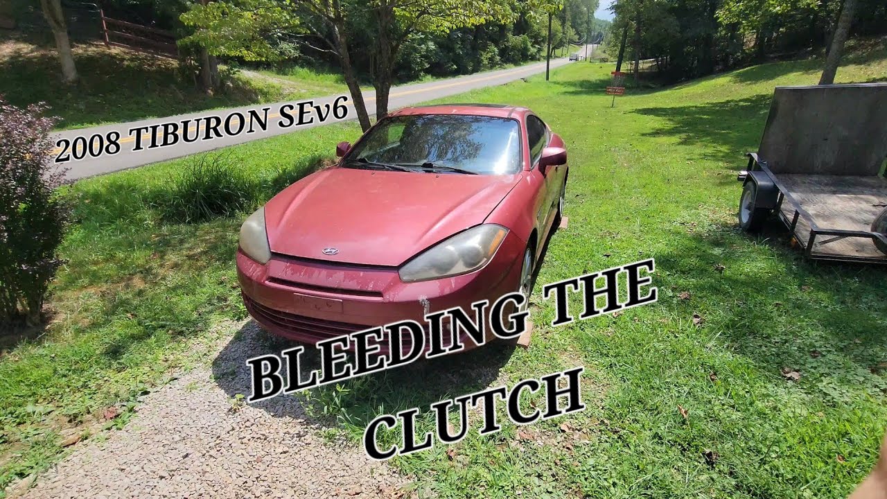 Hyundai Tiburon SEv6 Clutch Bleeding Process