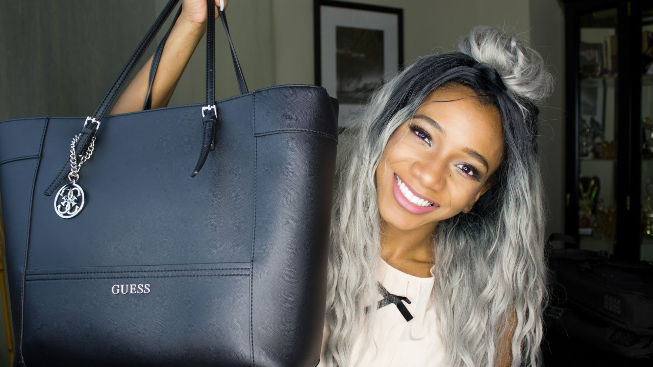 What's in my bag: University Edition-University Of Ontario(UOIT)OntarioTech University|Annesha Adams