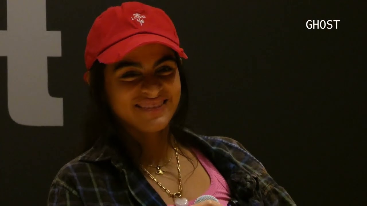 Jessie Reyez - Words of a Goat Princess (Live in Boston)
