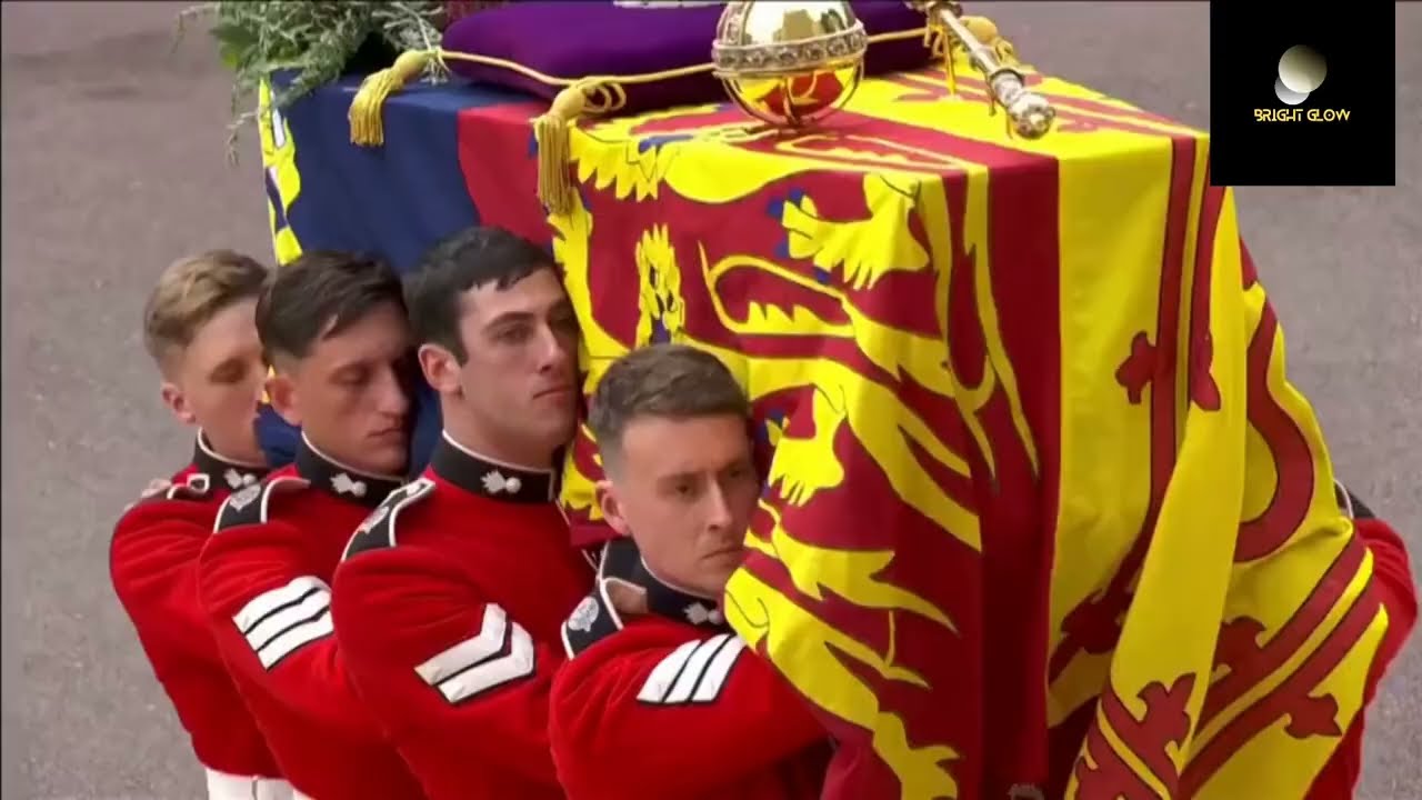 Queen Elisabeth burial l bright side