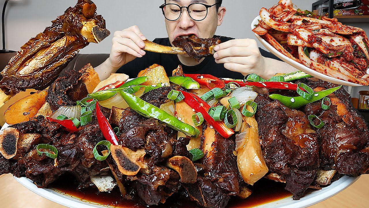 ASMR MUKBANGㅣGalbi-Jjim, Big size Braised Beef Ribs & KimchiㅣEATING SHOW