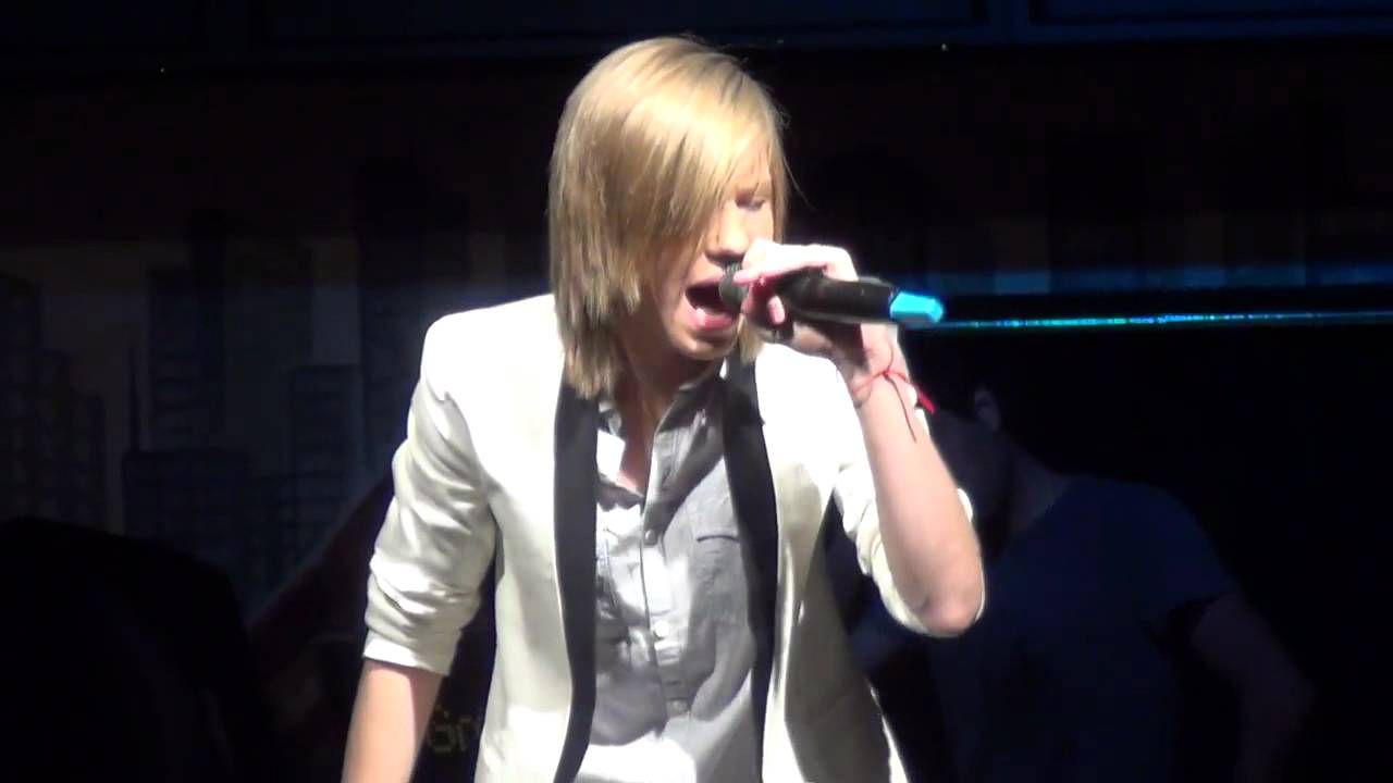 Владислав Курасов. Run To You. Донецк, 15.09.12.mp4