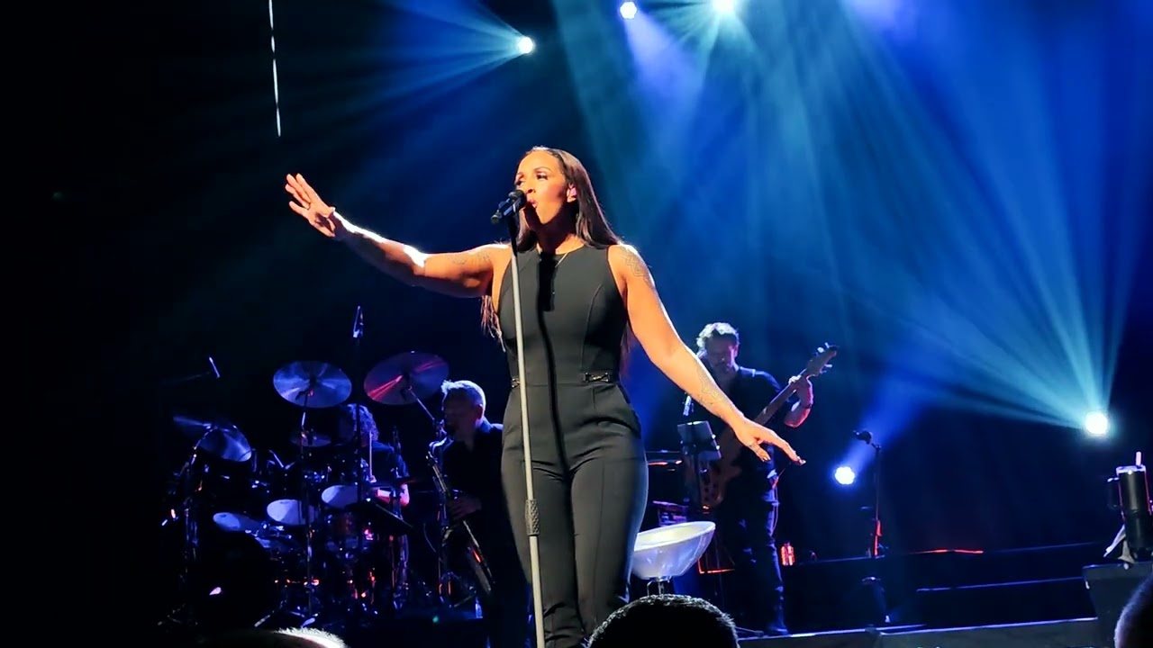 Glennis Grace Tribute to Whitney Houston : I Have Nothing Stadsschouwburg Anvers 08/03/2025.