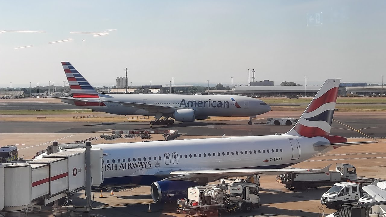 Qantas Lounge, London Heathrow. Then flight QF10 to Perth 15/05/2025. Flight review.