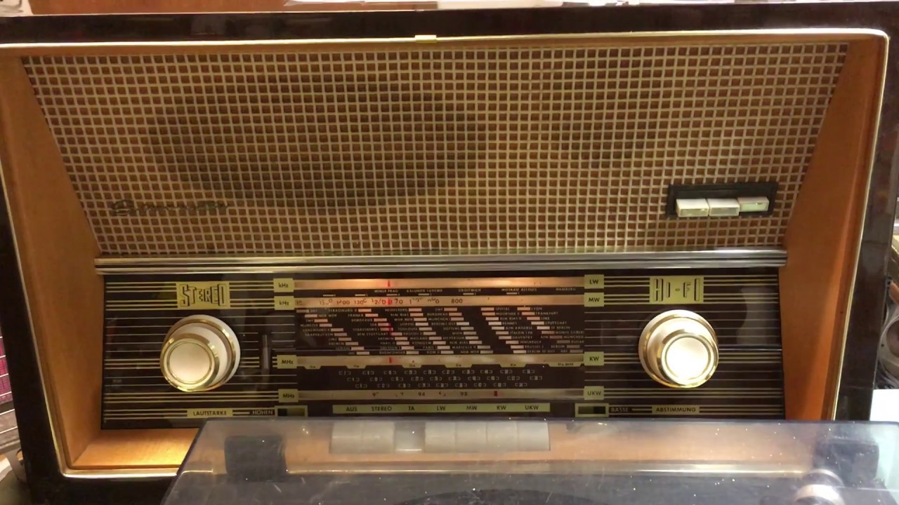 Röhrenradio Simonetta + DUAL CS 630Q Plattenspieler Combination