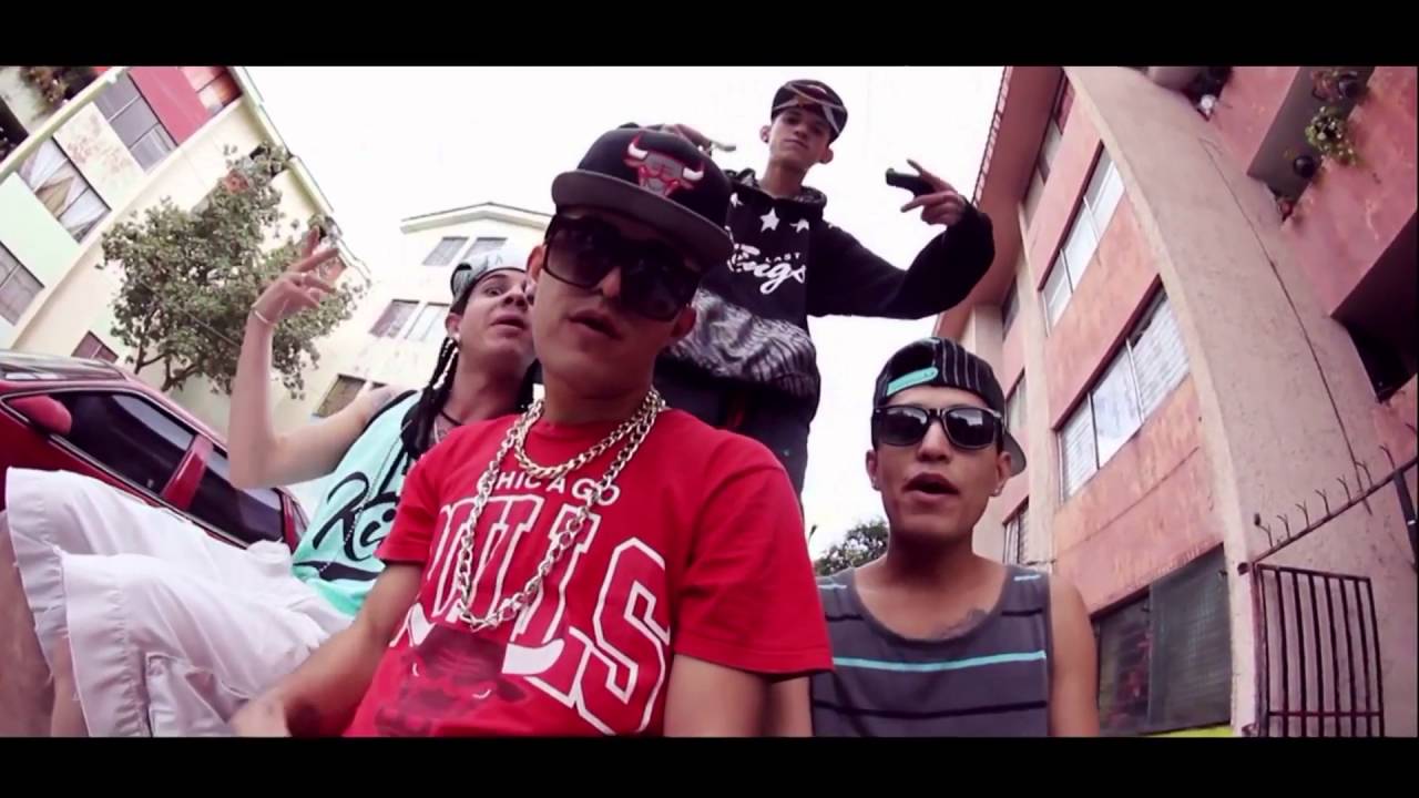 Maniako Feat. PapaDipies & Chueko- Corra | Video Oficial | HD