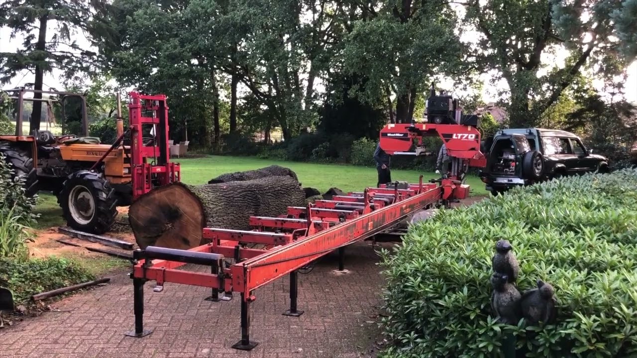 VAN DIK HOUT ZAAGT MEN PLANKEN