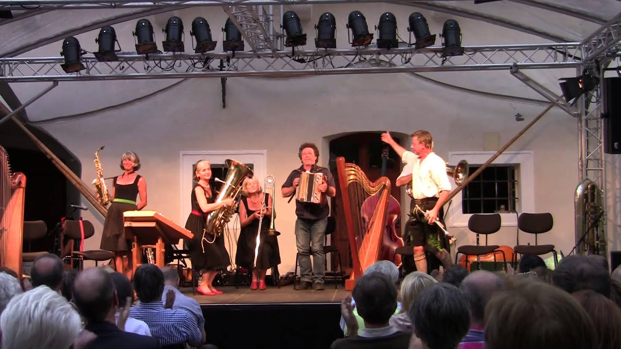 Glatt&Verkehrt 2014: Geschwister Well in Spitz