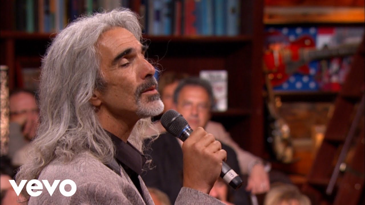 Bill & Gloria Gaither - Breathe Deep [Live] ft. Guy Penrod
