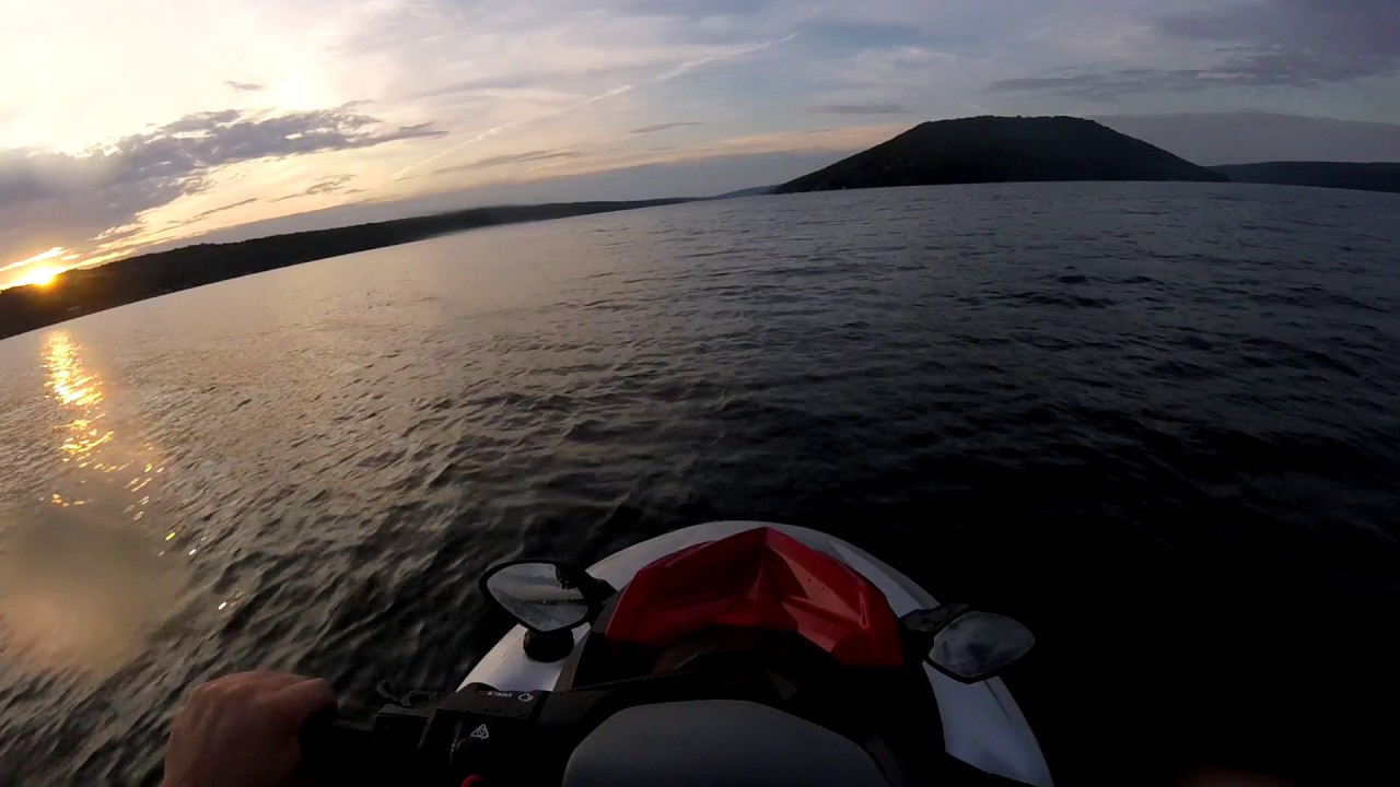 Go pro 2017 Yamaha Ex Deluxe Wave Runner