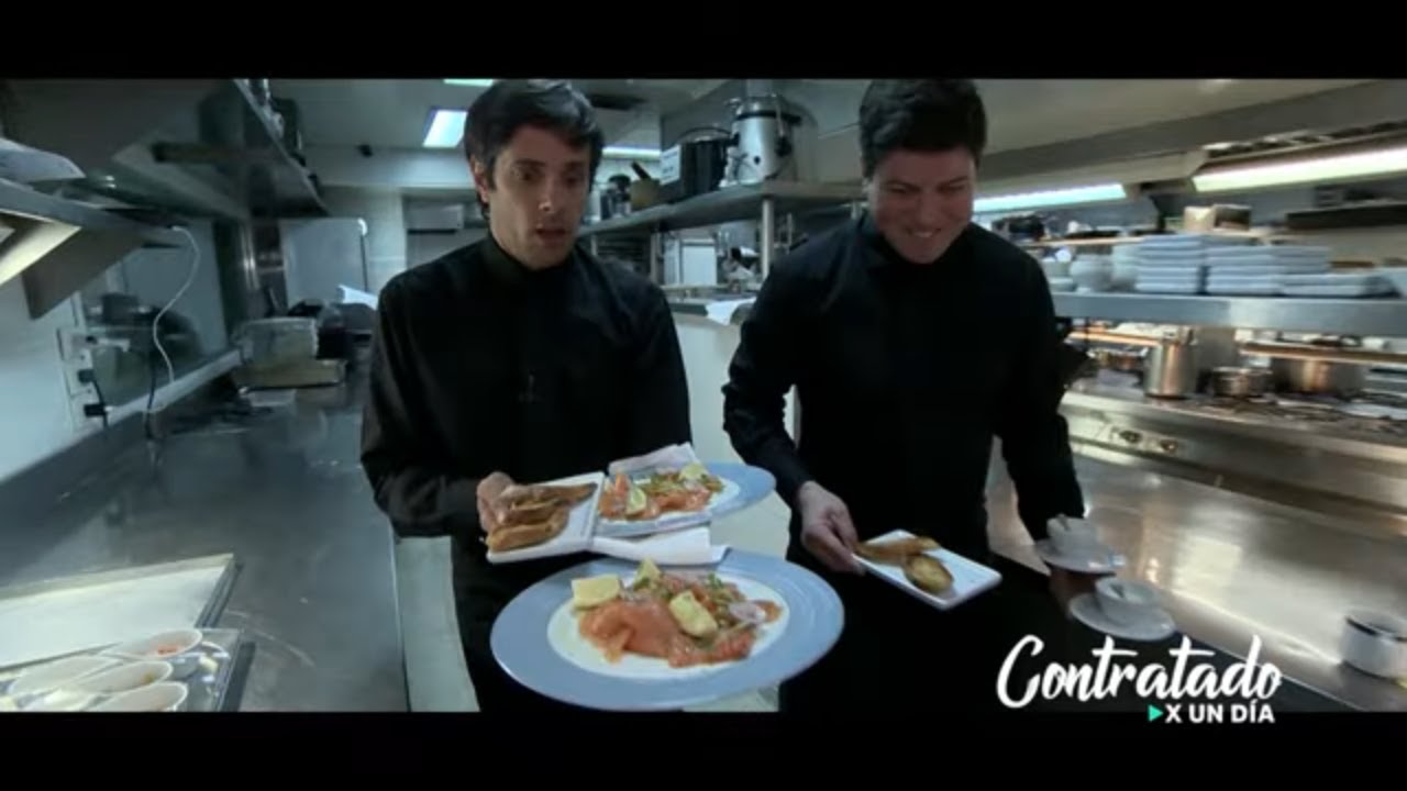 Roberto Funes Ugarte se prueba como MOZO CINCO ESTRELLAS - #ContratadoXunDía - Telefe Noticias