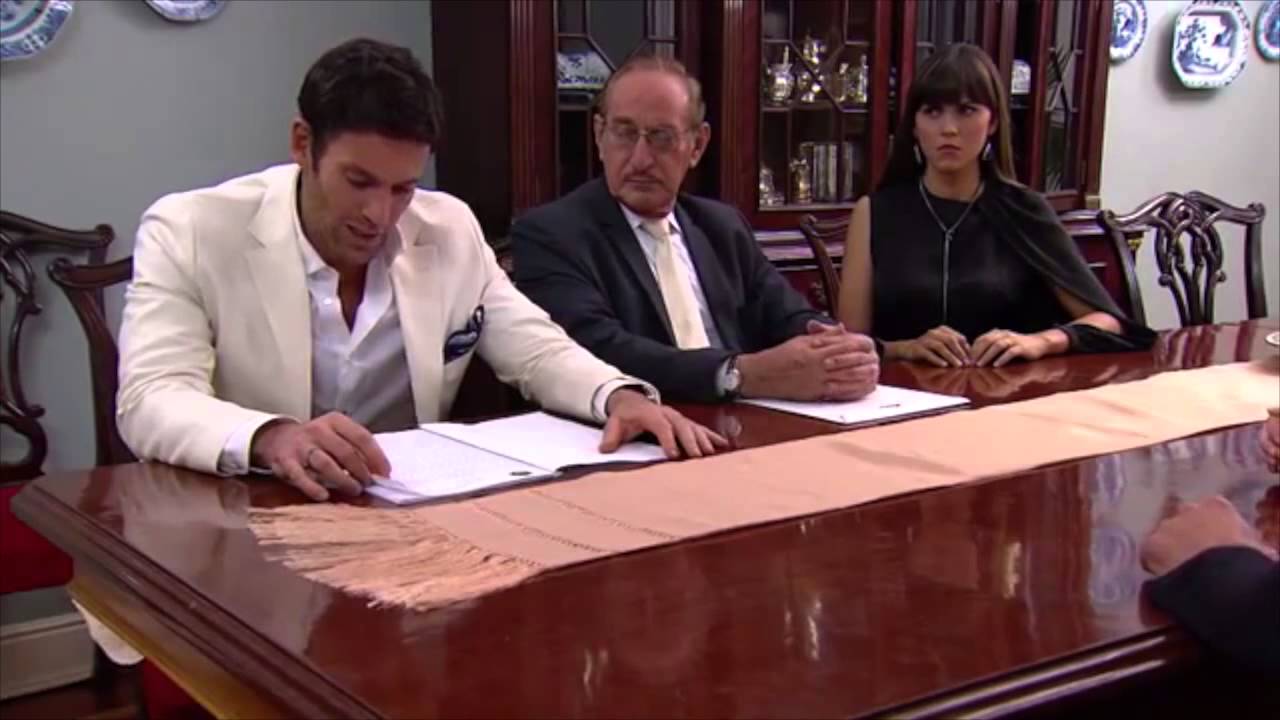Escenas de Melissa Barrera - Capitulo 71