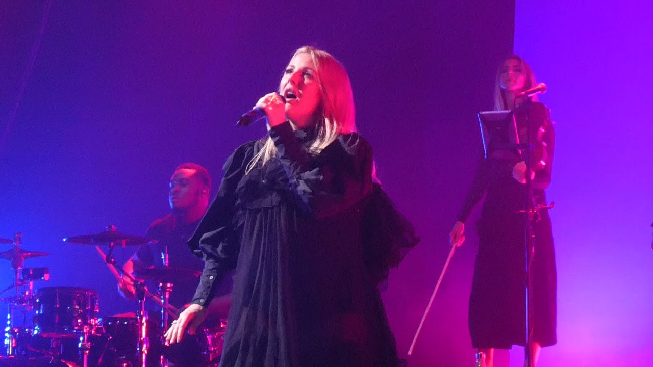 Ellie Goulding: Love I'm Given (Brightest Blue Tour) - Live at Manchester Apollo, 11th October 2021
