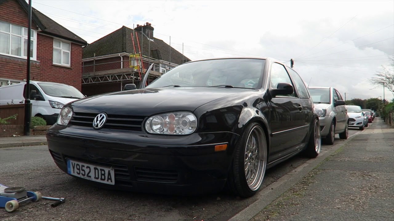 DESTROYING THE GOLF WITH REPLICA WHEELS