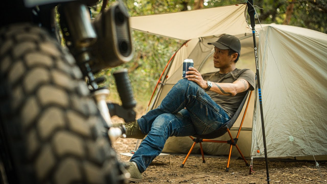 SOLO MOTO Camping in Nearly 3-digit Temp & Rain [ Relaxing, Triumph Scrambler, Tudor Black Bay 54 ]