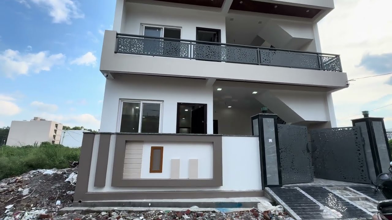 🏠 Duplex for Sale – Turner Road  Dehradun📐 Plot Size: 30×50 = 166 गज | Dual Side Road