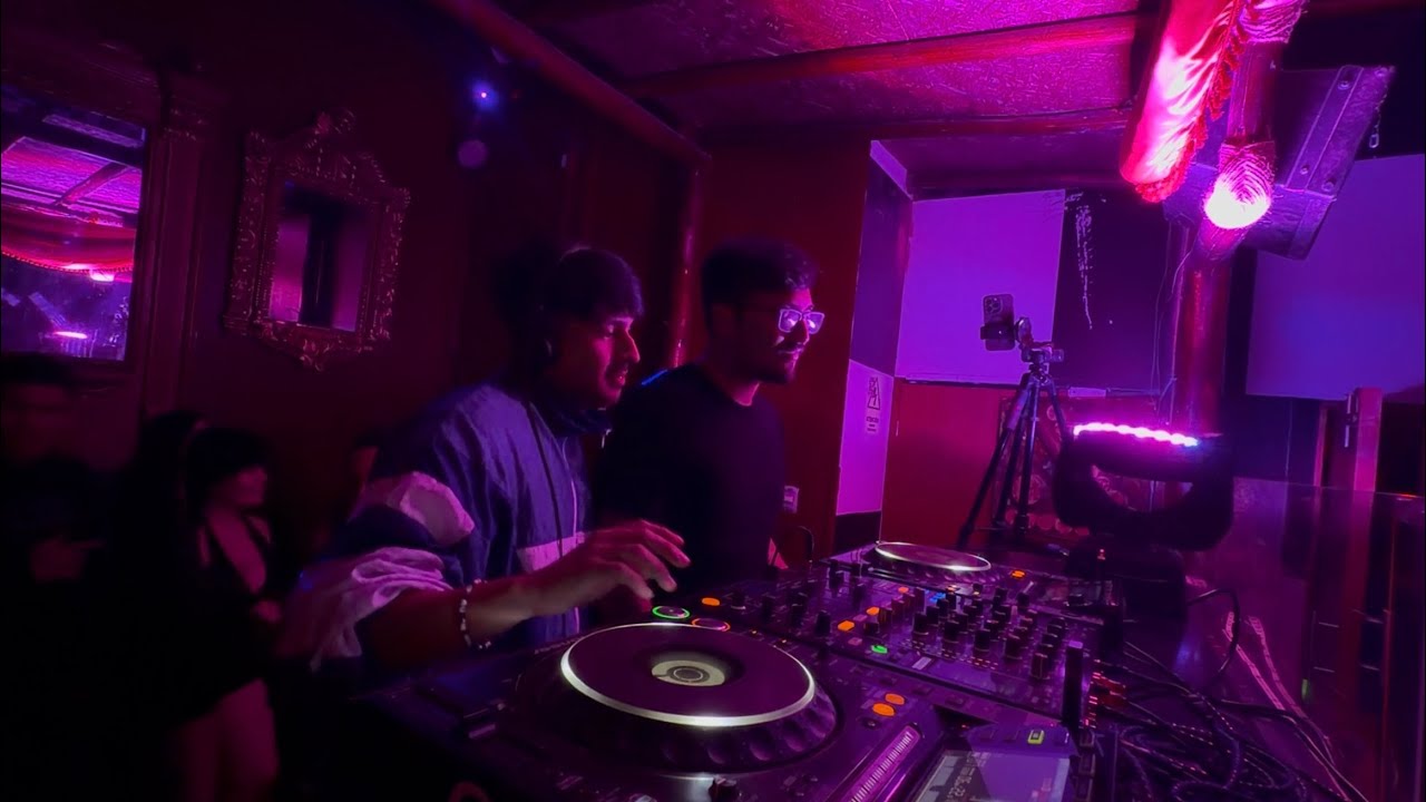 TECH HOUSE LIVE SET | SILO SHOWCASE | Moses b2b Enzo Tinoco | Residencia Club