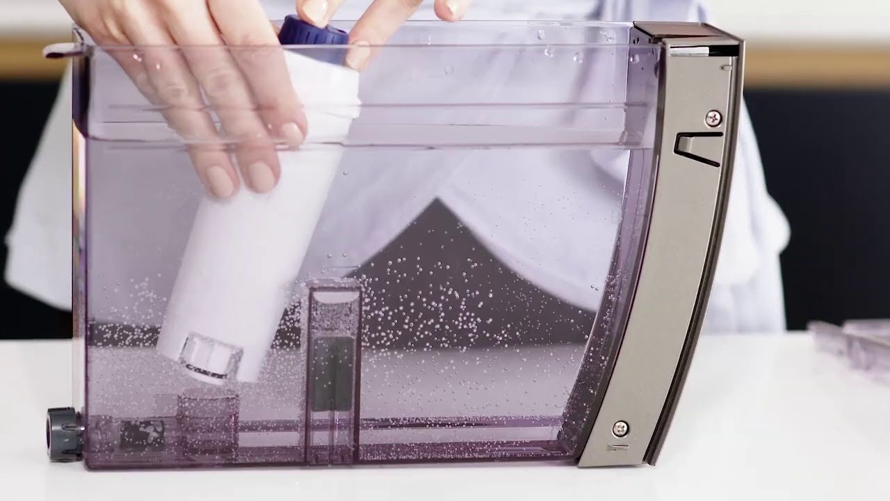 Inlocuire filtru de apa Delonghi Magnifica S