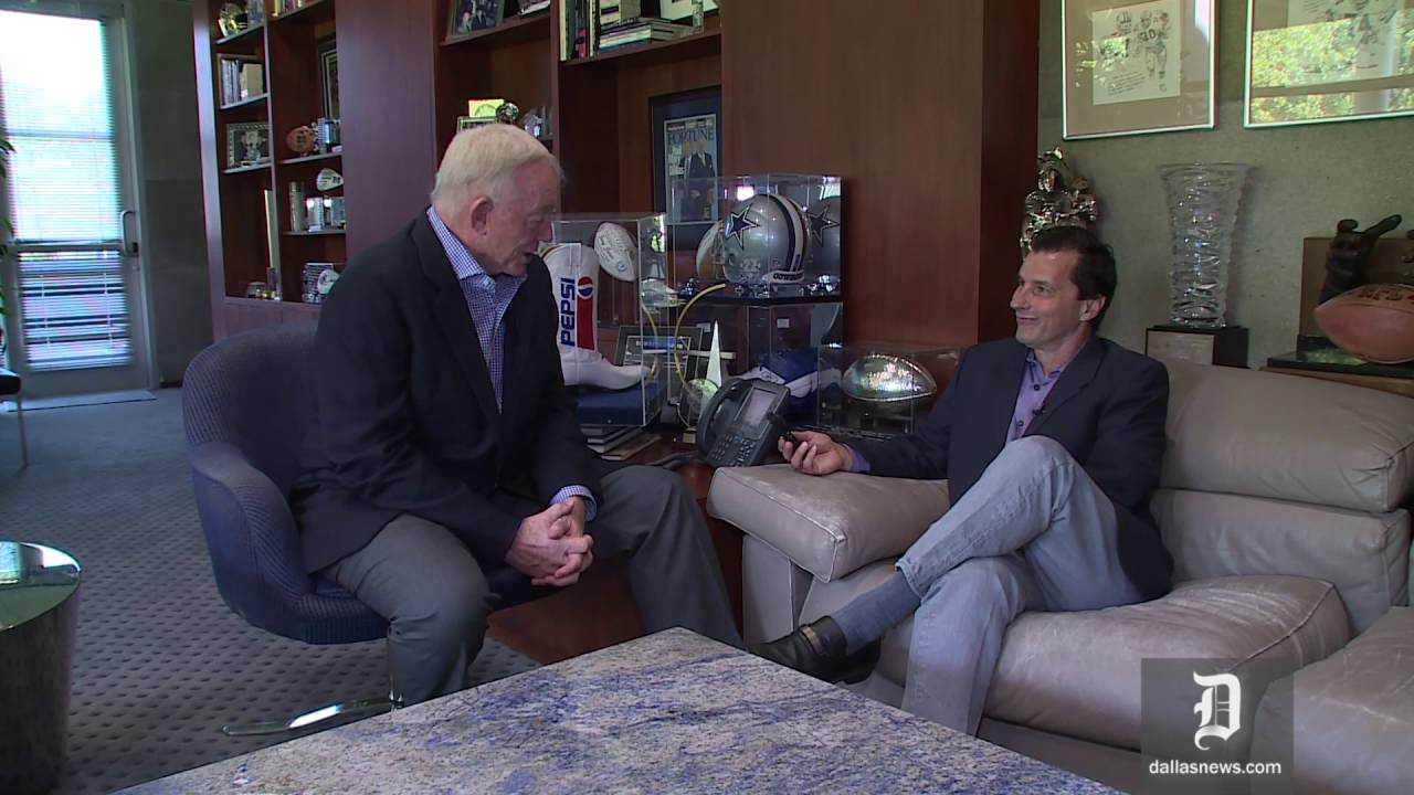 Jerry Jones shows his negotiating tactics