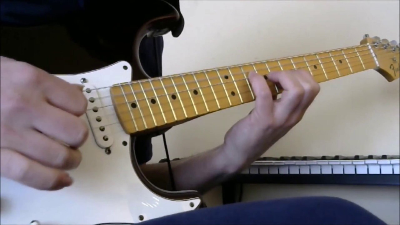 Onur Uyaroğlu - Uşşak Perdesiz Gitar Solo - Fretless Guitar Improvisation