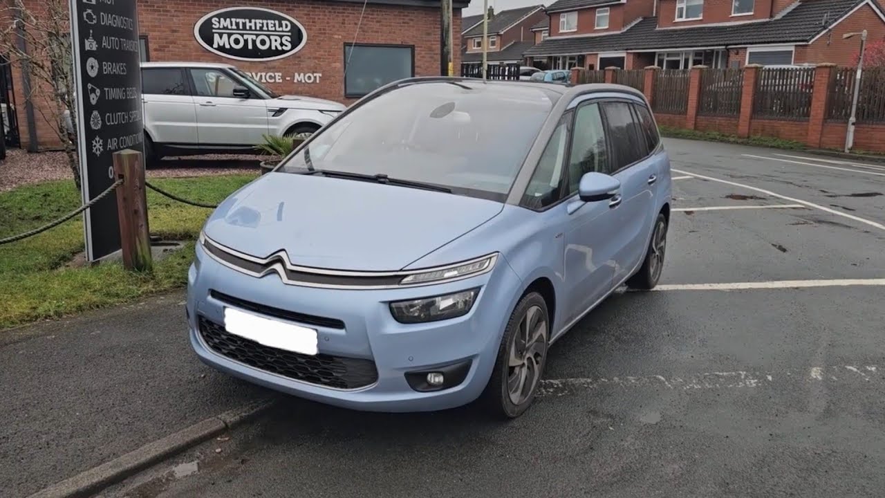 Citroen C4 Grand Picasso | How To Change Dipped Beam Bulb Guide