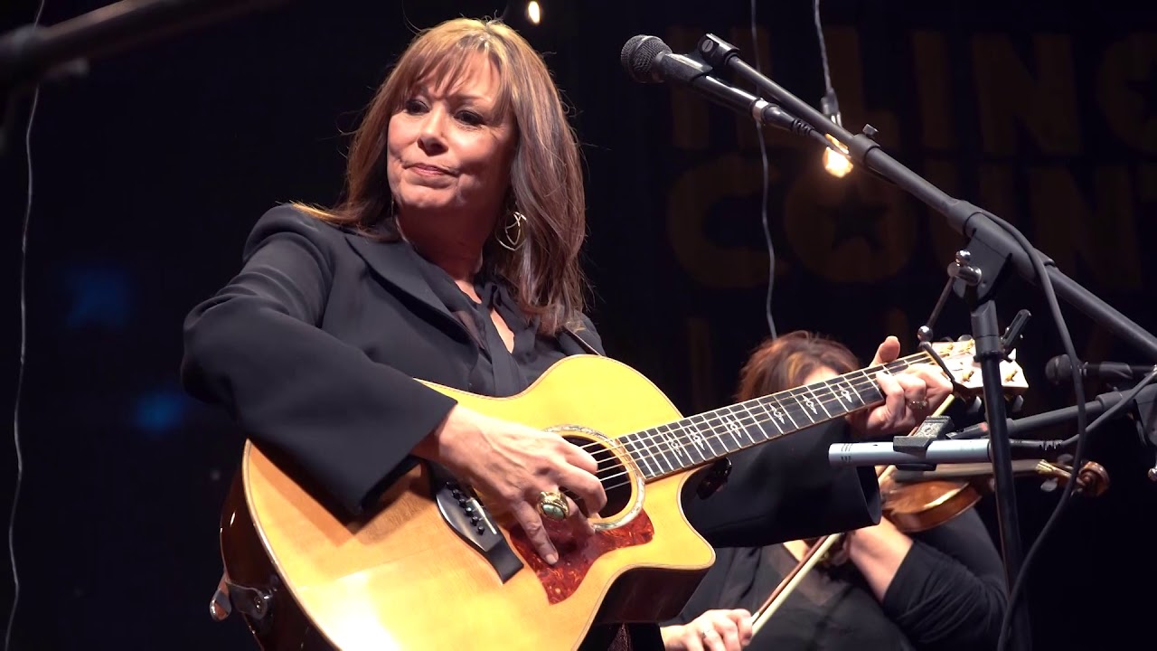 Illinois Country LIVE - Segment 2 Suzy Bogguss