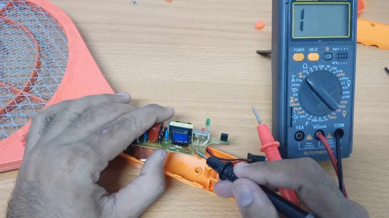 Repair raket nyamuk