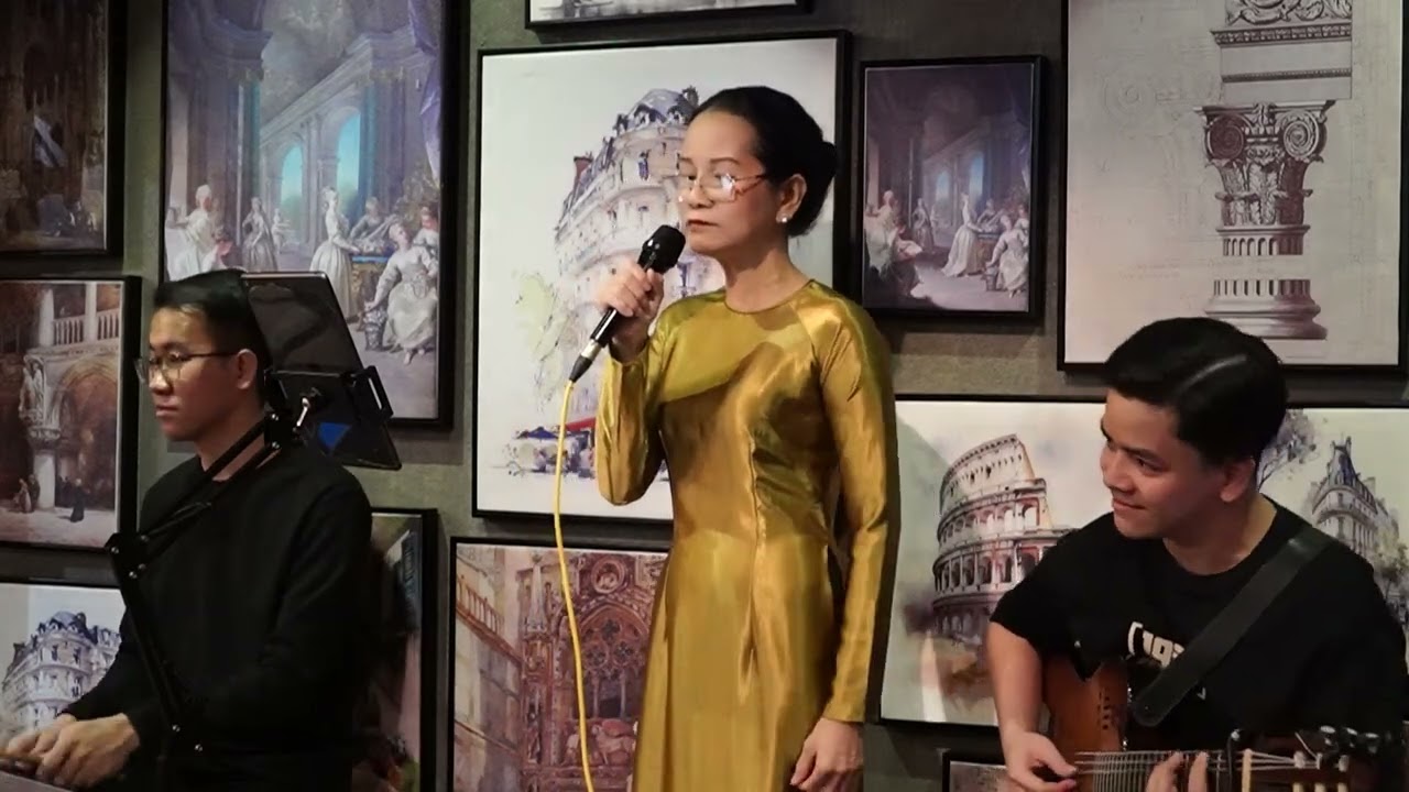NGÀY ĐẦU MỘT NĂM  - CÔ DIỄM THY