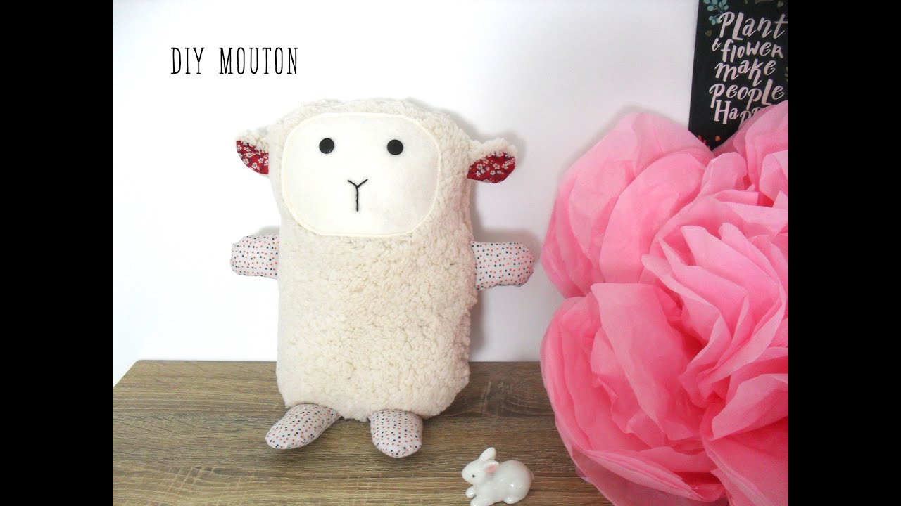 Coudre un doudou mouton