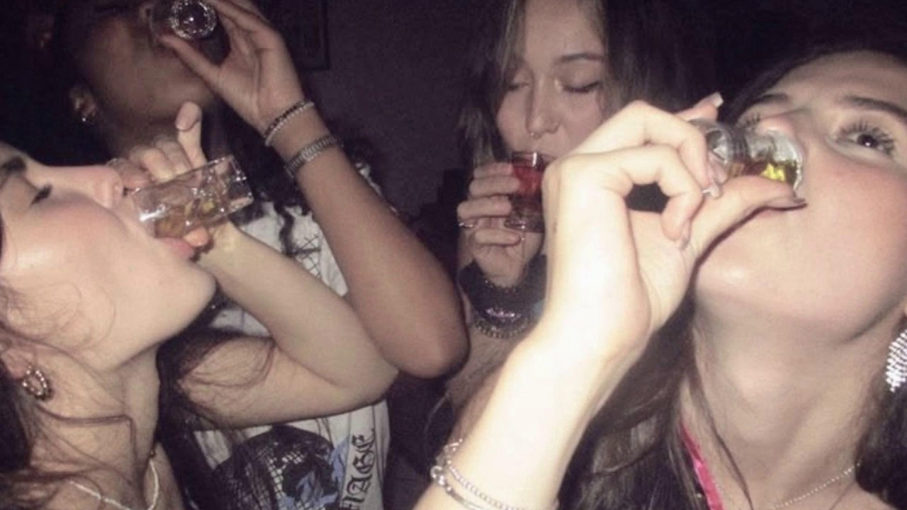 SONGS THAT MAKE U DANCE ~ PARTY PLAYLIST