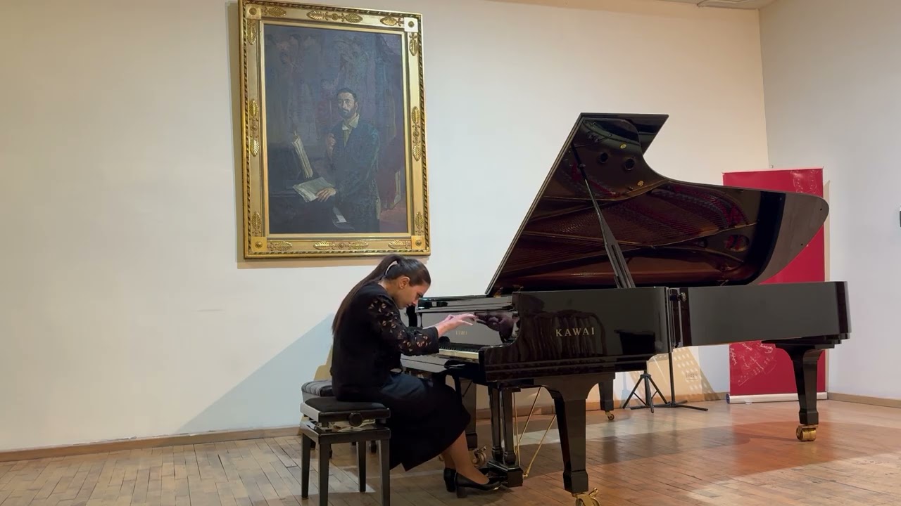 Kima Ohanyan plays - Ginastera, Komitas.