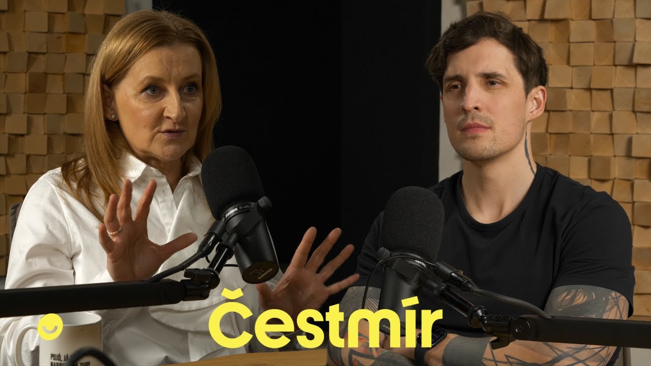 Fand&iacute;c&iacute; novin&aacute;ři jsou užitečn&iacute; idioti politiků. Drtinov&aacute; ostře o selh&aacute;n&iacute; m&eacute;di&iacute; a k&aacute;drov&aacute;n&iacute; ot&aacute;zek