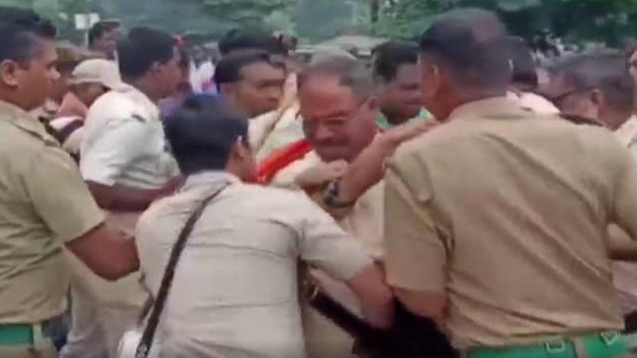 Clashes In Asansol As Police Stop BJP Workers From Attending Kolkata March