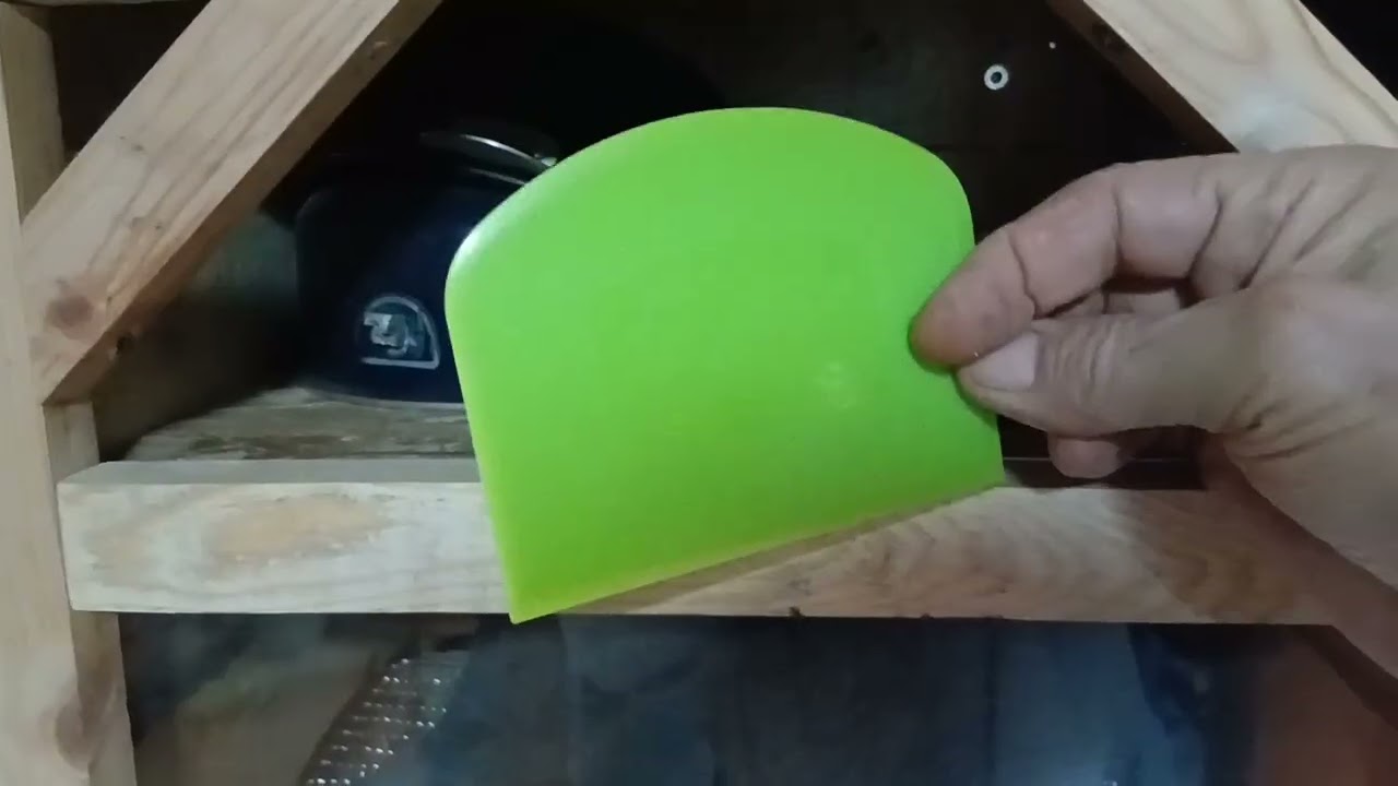 Cuisinière à bois en terre crue efficace ?
