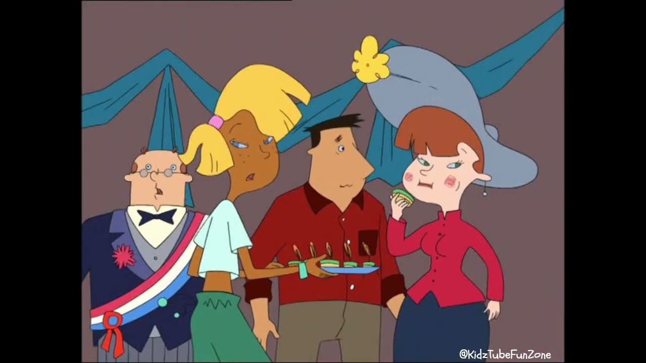 Seaside Hotel - S1E03 - Elephantastic