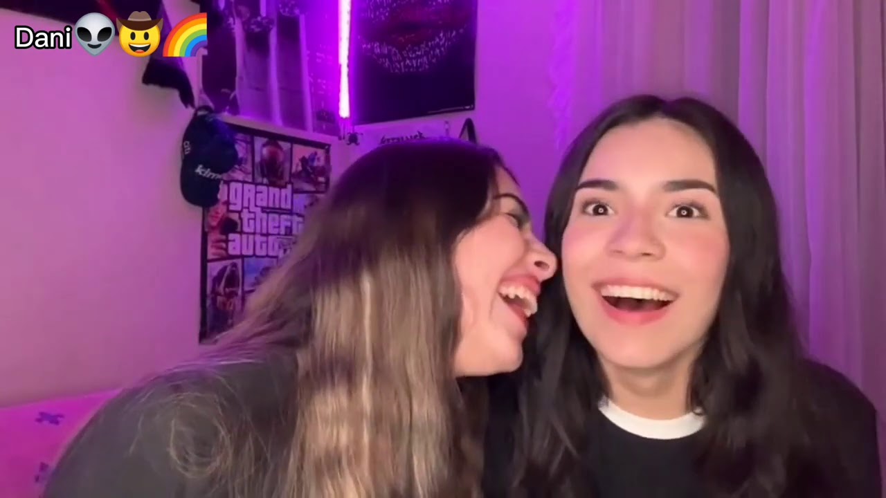 Simplemente Amigos|| Ale y Ana... 💞