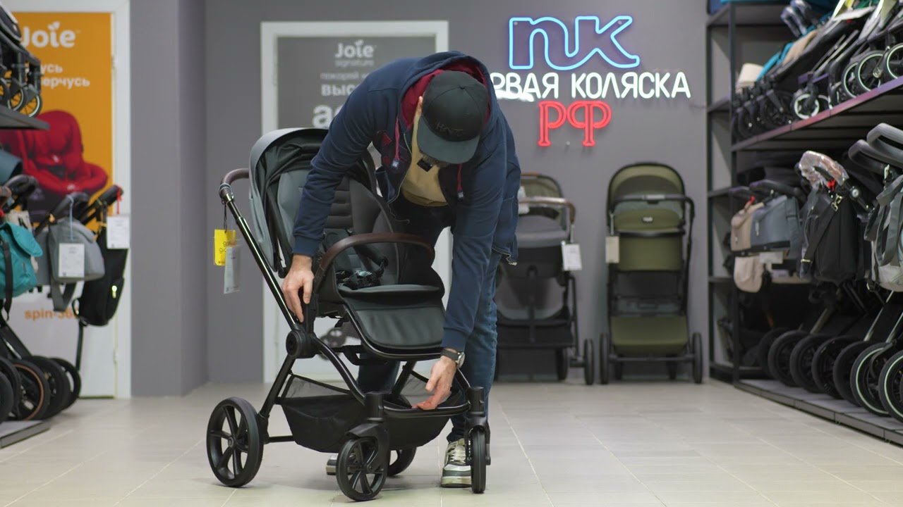 Всесезонная коляска Tutis Gio идеально сочетает в себе комфорт, функциональность.