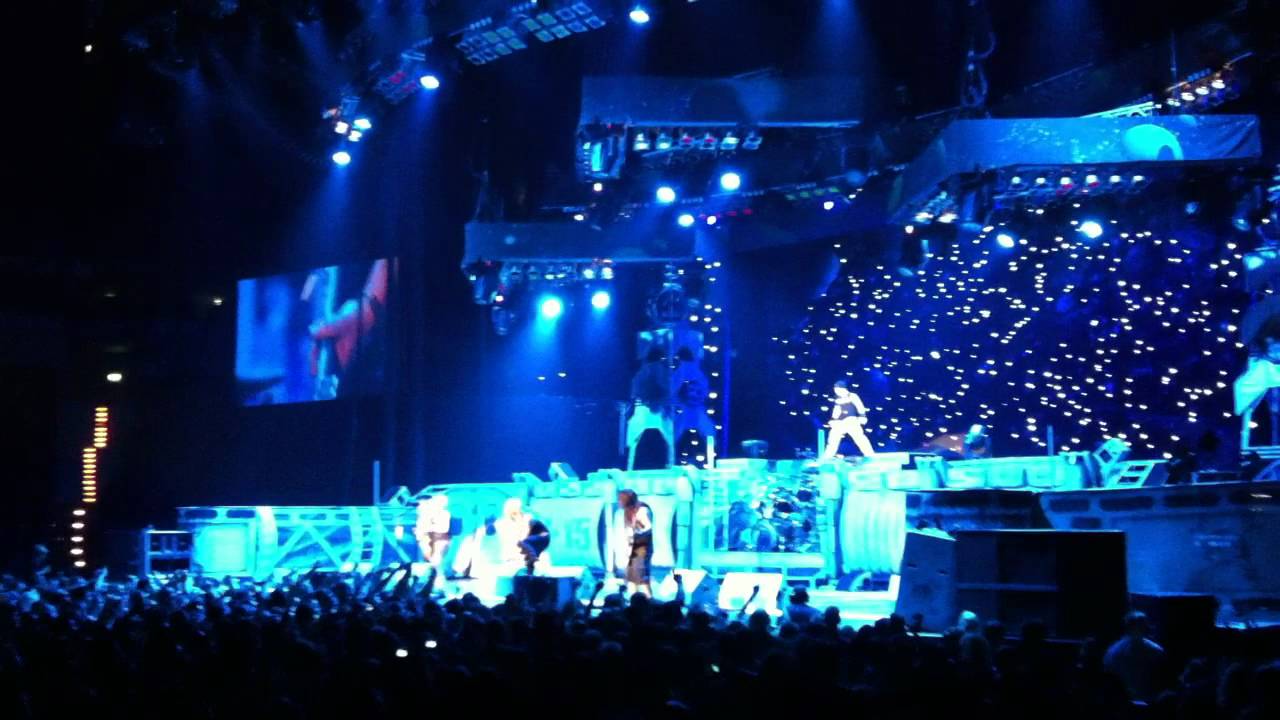 Iron Maiden - Fear of the Dark @ O2 World Hamburg 02.06.2011