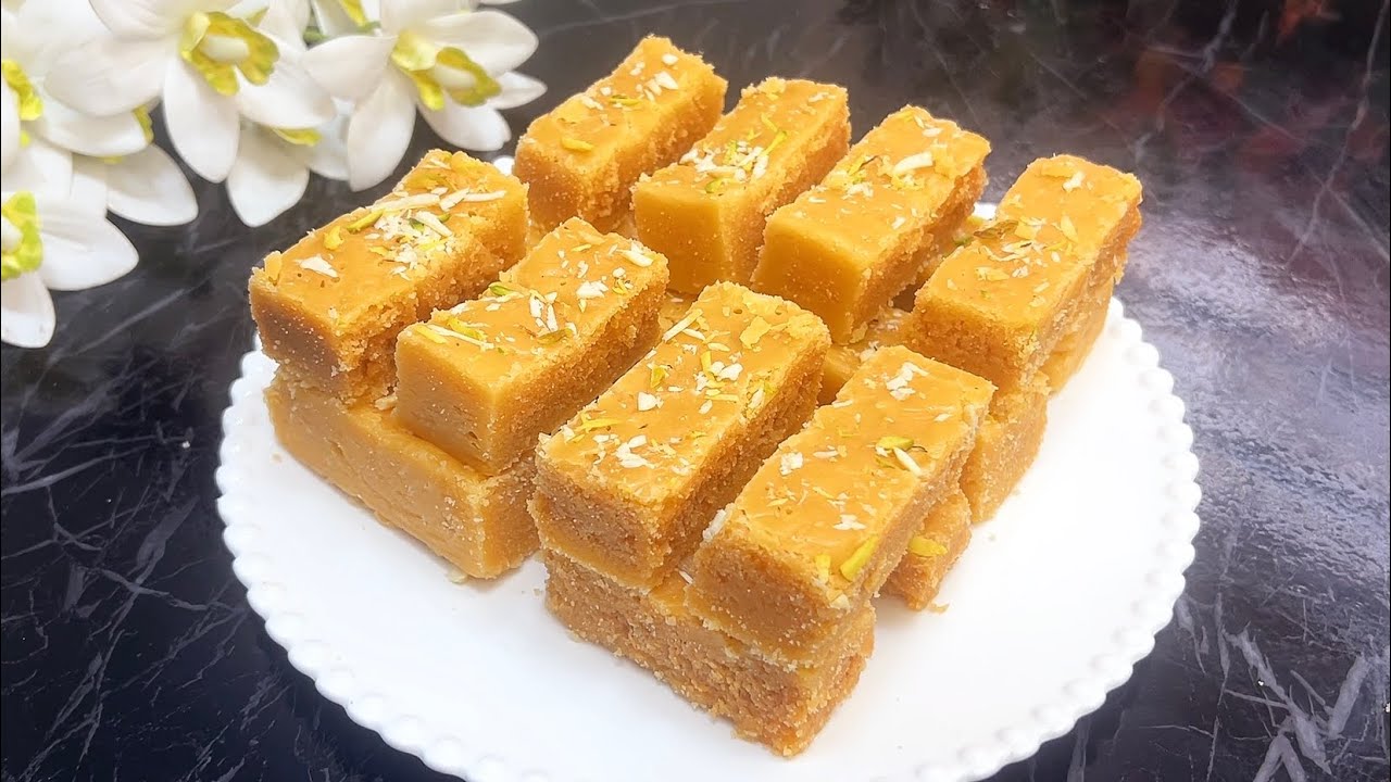 বিলুপ্ত হওয়া গ্রাম বাংলার ঐতিহ্যবাহী মনসুর মিষ্টি ৩টি উপকরণে | Traditional Monsur Mishti | Sweet