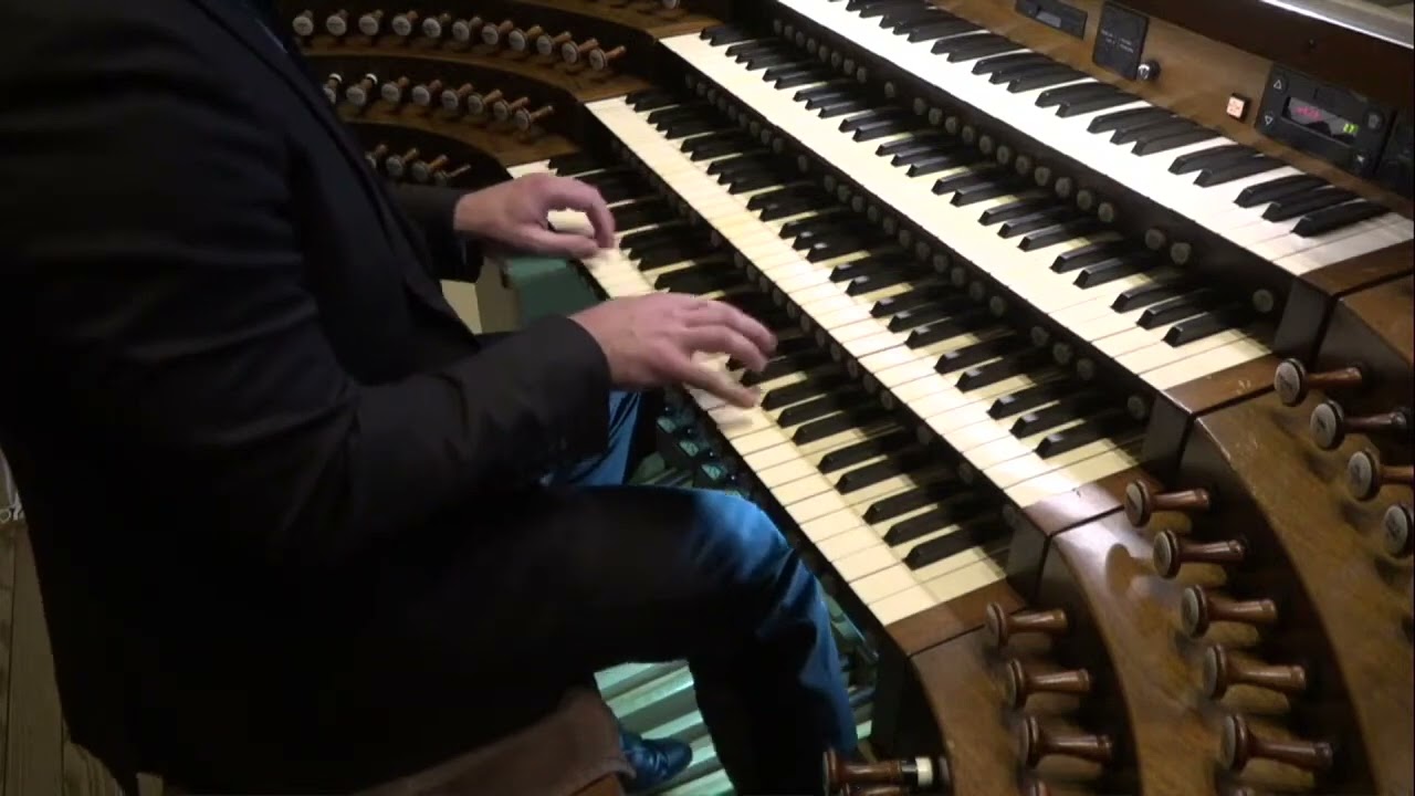 Vivaldi/Bach Concerto in D Minor performed by Jonathan Ryan, organ