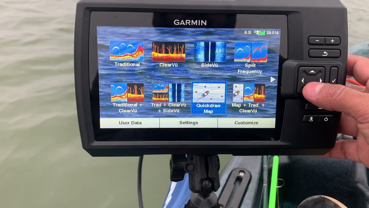 Лучший эхолот до 500 долларов: Garmin Striker 7SV