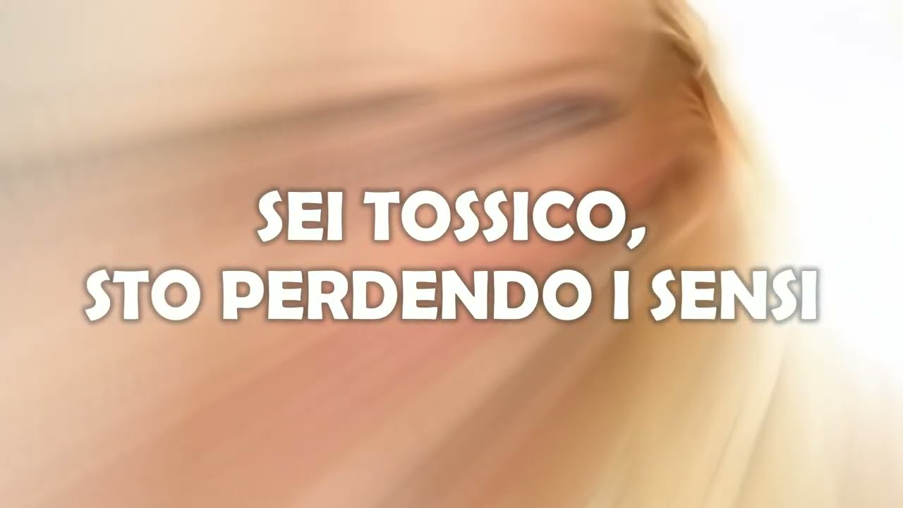 Britney Spears - Toxic (Traduzione in italiano)