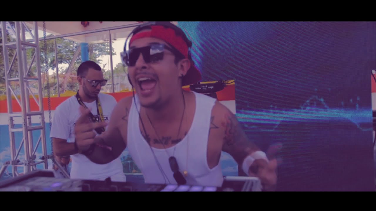 Un pool party nivel Dios