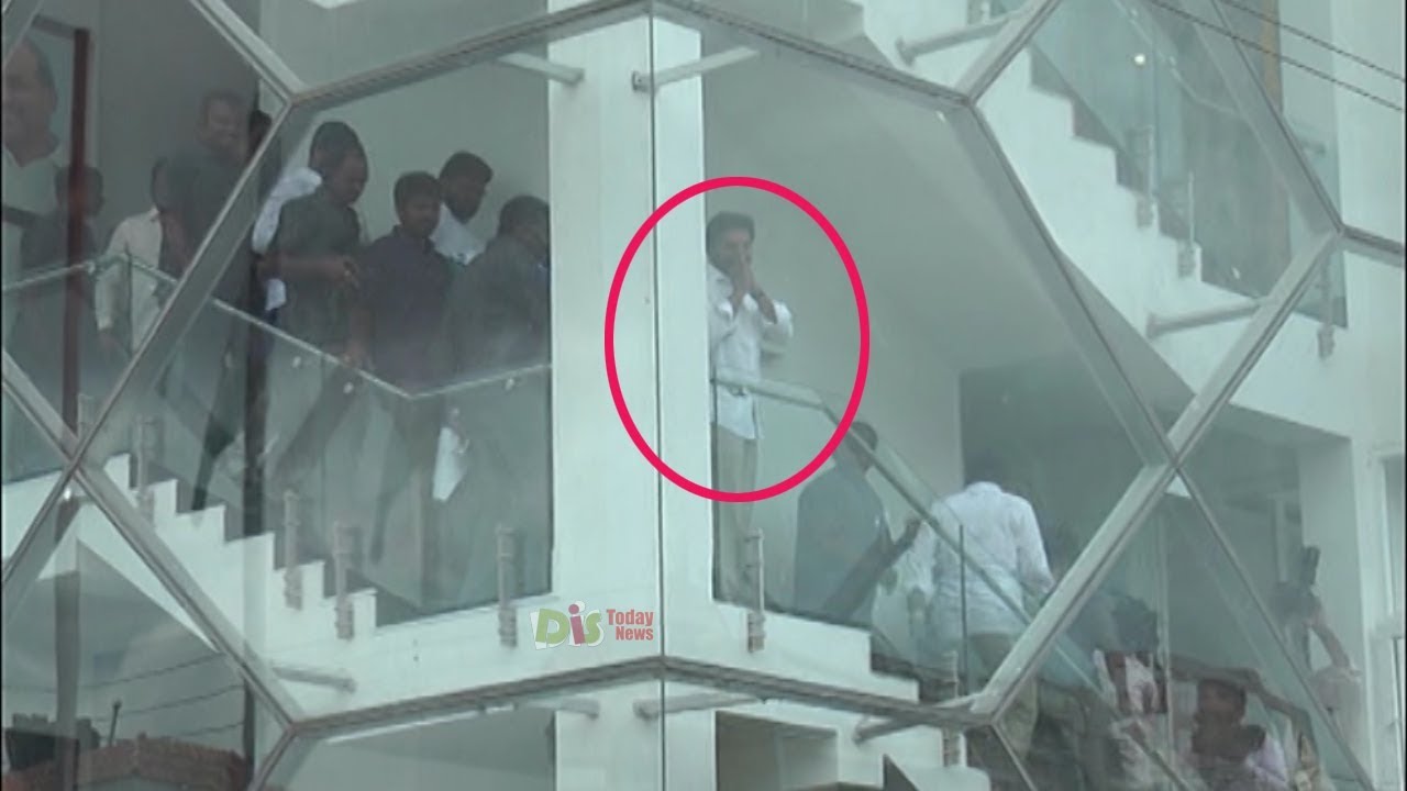EXCLUSIVE! Chief Minister YS Jagan Mohan Reddy Visits Party Office in Tadepalli | DistodayNews